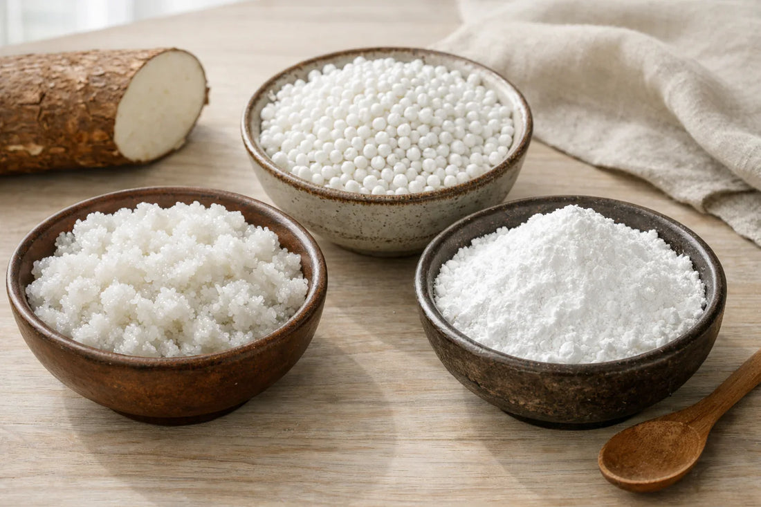 Tapioca — three types (hidratada, granulada, polvilho doce) displayed in separate ceramic bowls on a wooden table.
