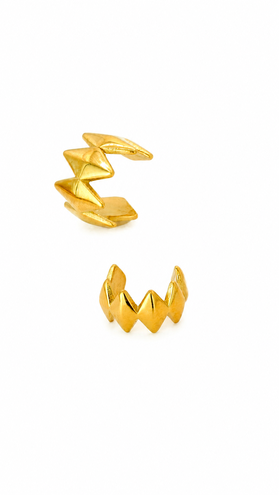 Edgy Earcuffs, Gold, 1 pair, designed by Rebeca Sá