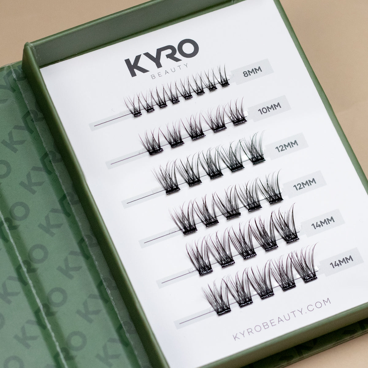 Pre-Glued Whispy Light - Press-On Lashes
